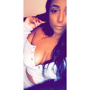 Meet your Posher, Bee